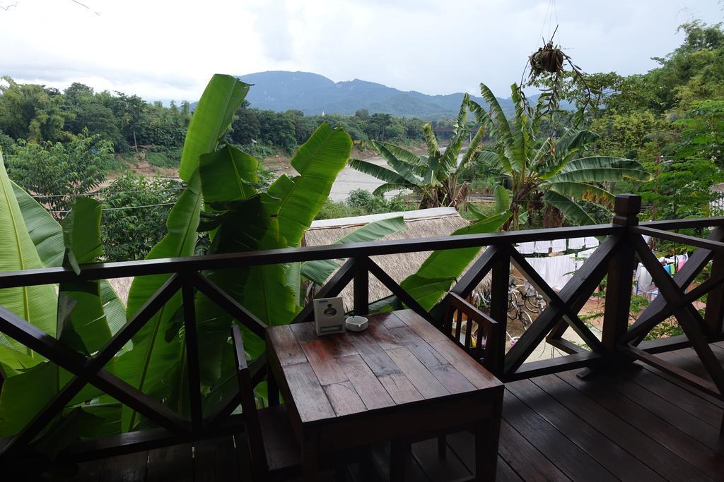 Namkhan Riverside Hotel Luang Prabang Kamer foto